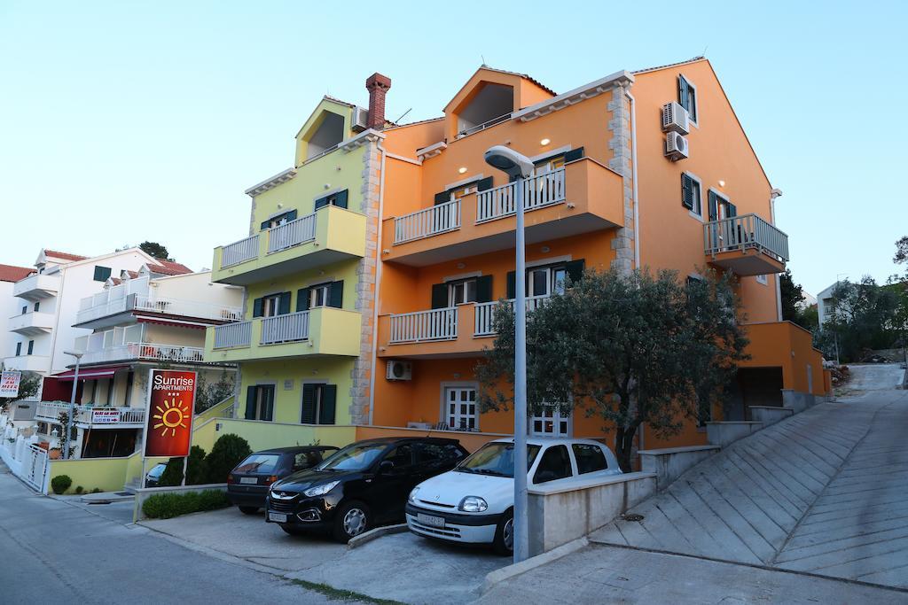 Apartman Sunrise 2 *
